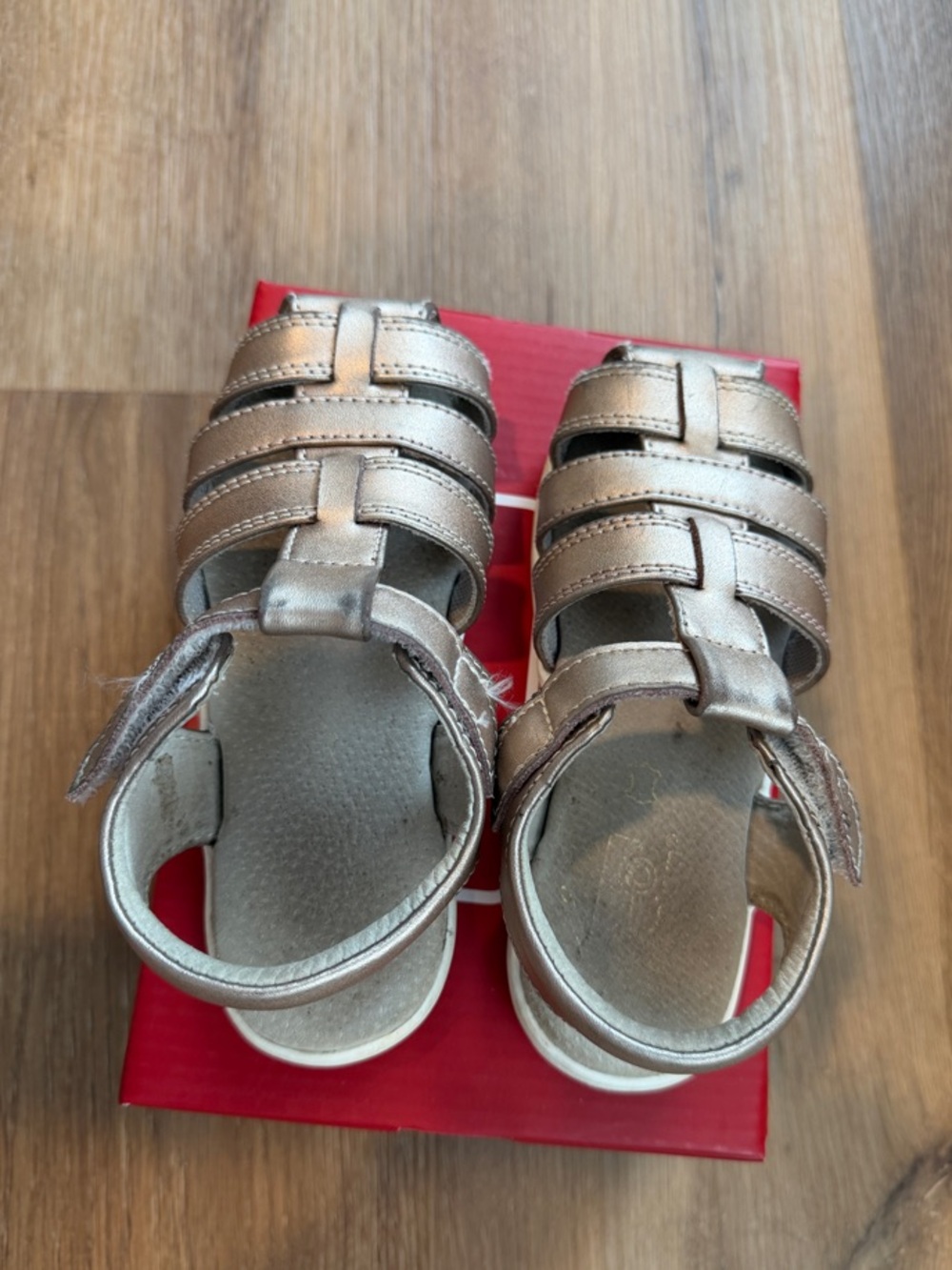 See Kai Run Metallic Rose Gold Gloria V Sandals, Toddler 10 - Picture 4 of 9